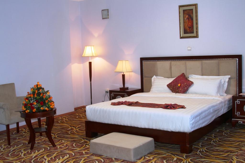 Afarensis International Hotel アジス・アベバ エクステリア 写真