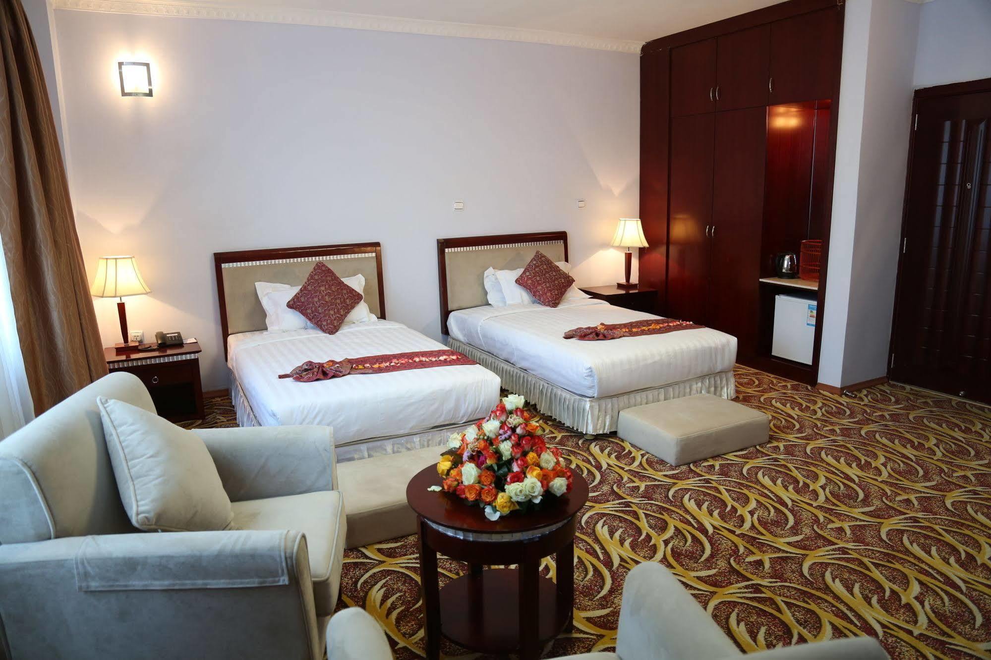 Afarensis International Hotel アジス・アベバ エクステリア 写真